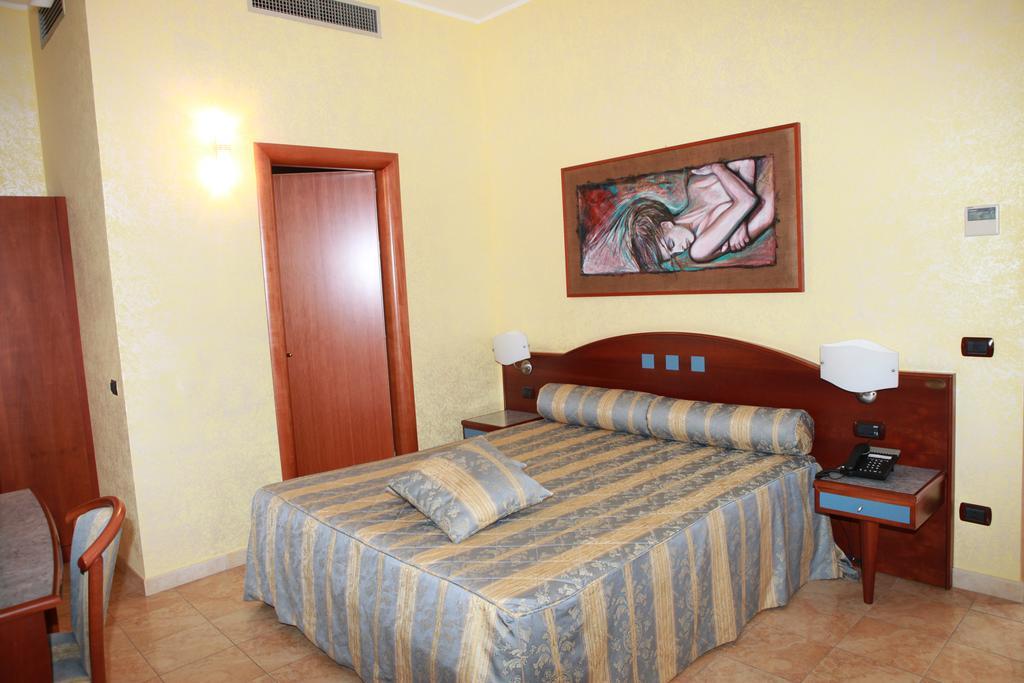 Hotel San Giuseppe - Cityhotel Catanzaro Eksteriør billede