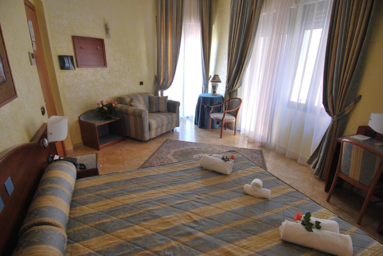 Hotel San Giuseppe - Cityhotel Catanzaro Eksteriør billede