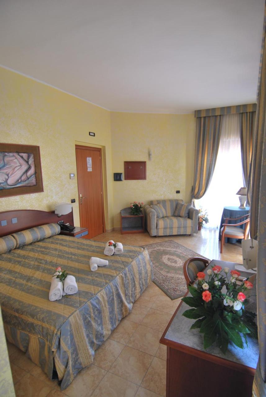 Hotel San Giuseppe - Cityhotel Catanzaro Eksteriør billede